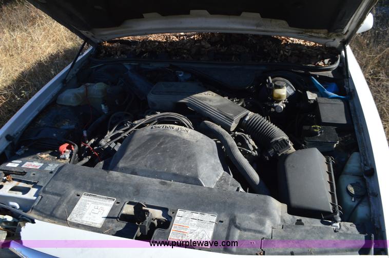 image for item L4520 1993 Ford Crown Victoria