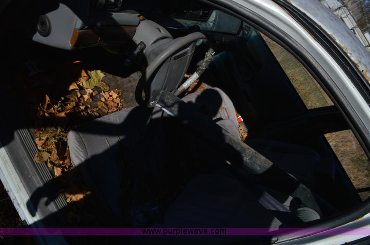 image for item L4520 1993 Ford Crown Victoria