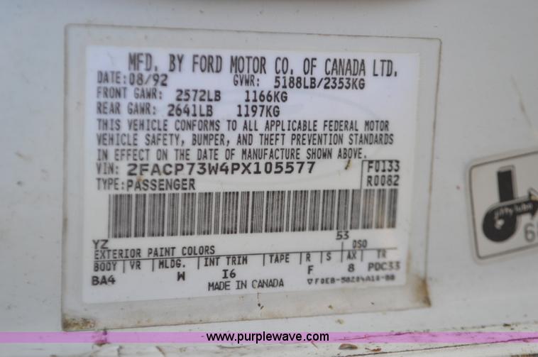 image for item L4520 1993 Ford Crown Victoria