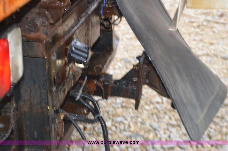 image for item L4545 2003 Chevrolet Silverado 3500 dump bed truck