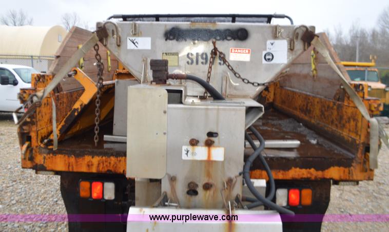 image for item L4545 2003 Chevrolet Silverado 3500 dump bed truck