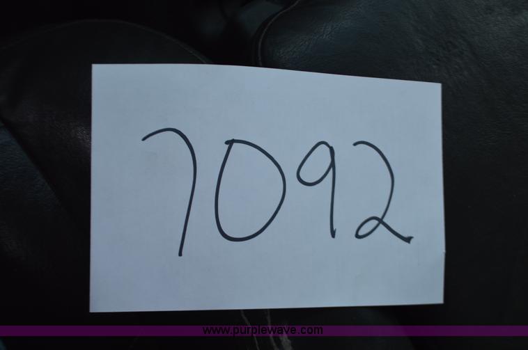 image for item L4545 2003 Chevrolet Silverado 3500 dump bed truck