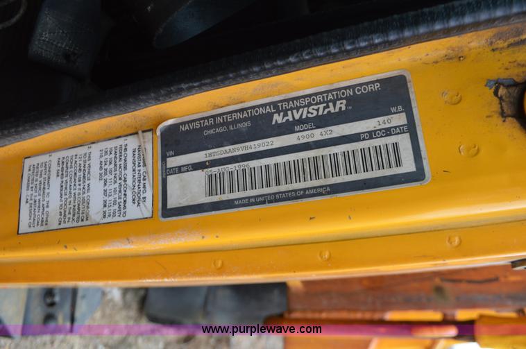 image for item L4554 1997 International 4900 dump truck