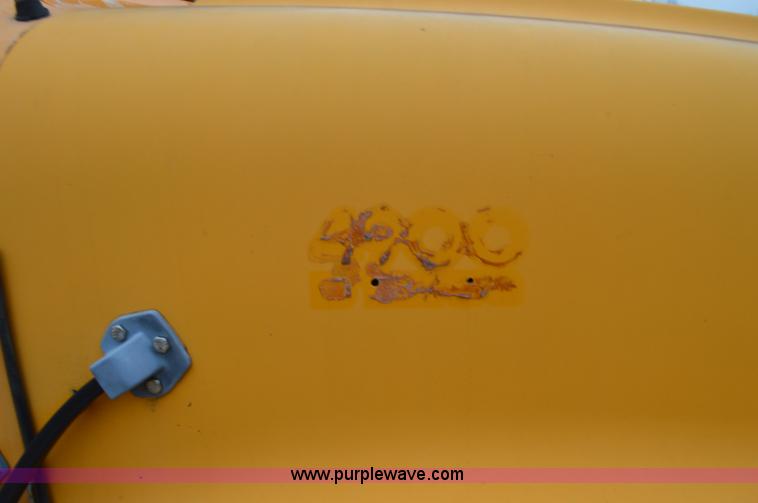 image for item L4556 1997 International 4900 dump truck