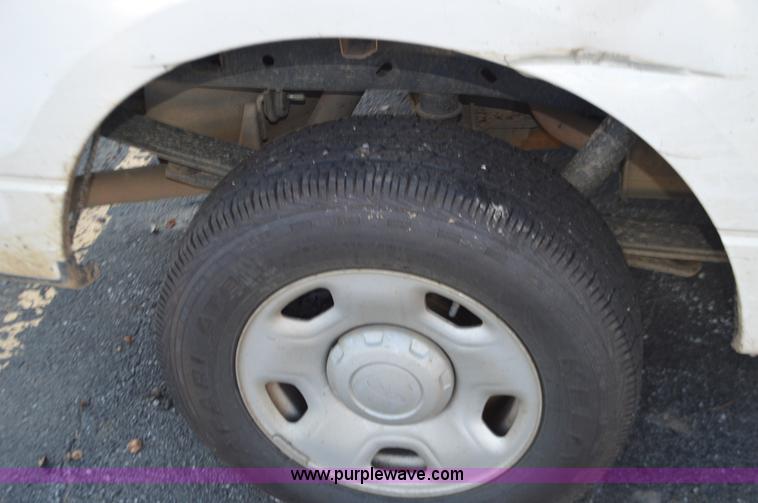 image for item L4563 2009 Ford F150 pickup truck