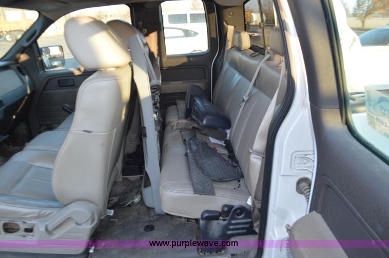 image for item L4563 2009 Ford F150 pickup truck