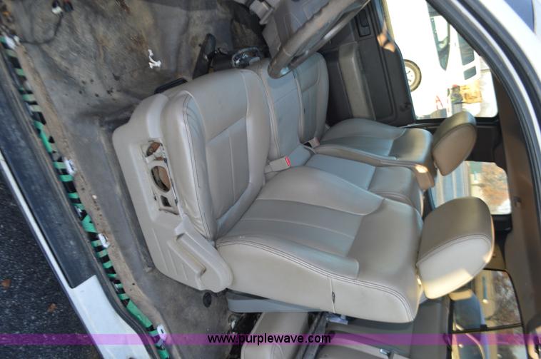 image for item L4563 2009 Ford F150 pickup truck