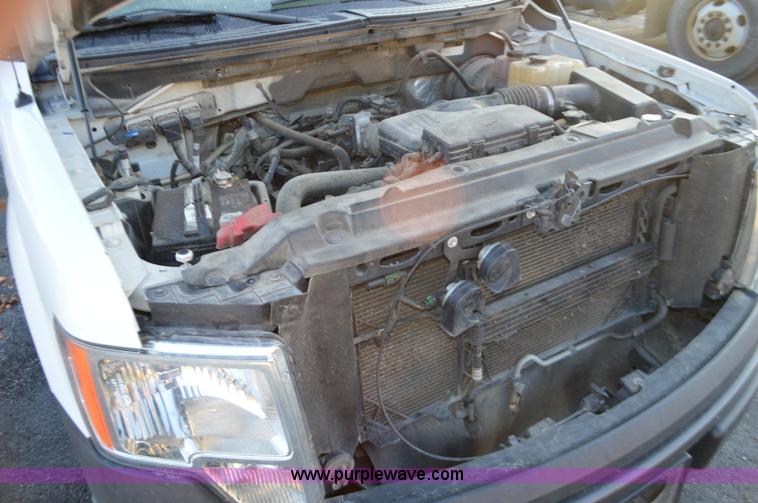 image for item L4563 2009 Ford F150 pickup truck