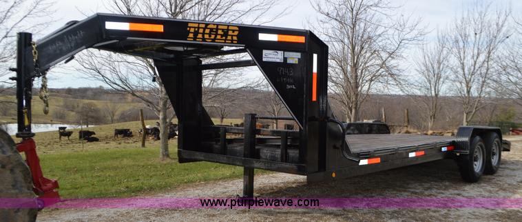 image for item L4583 2013 Tiger equipment trailer