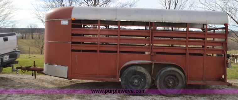 image for item L4584 1983 Hale livestock trailer