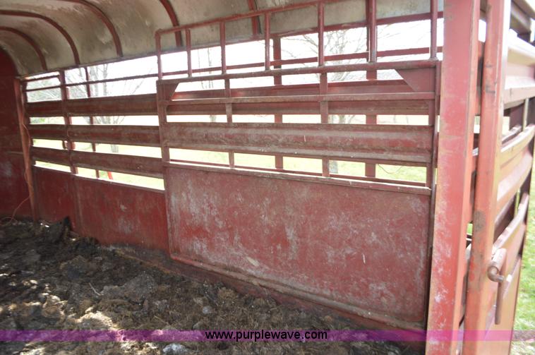 image for item L4584 1983 Hale livestock trailer