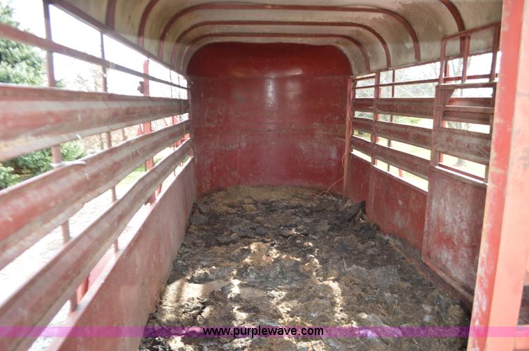 image for item L4584 1983 Hale livestock trailer