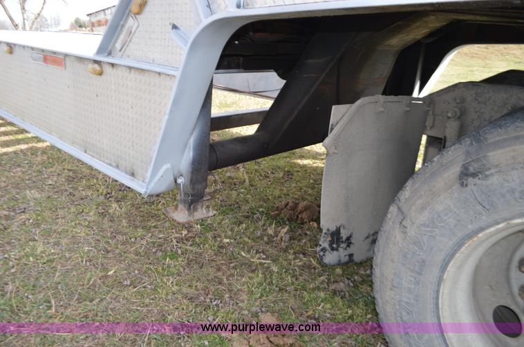 image for item L4591 1987 Landoll equipment trailer