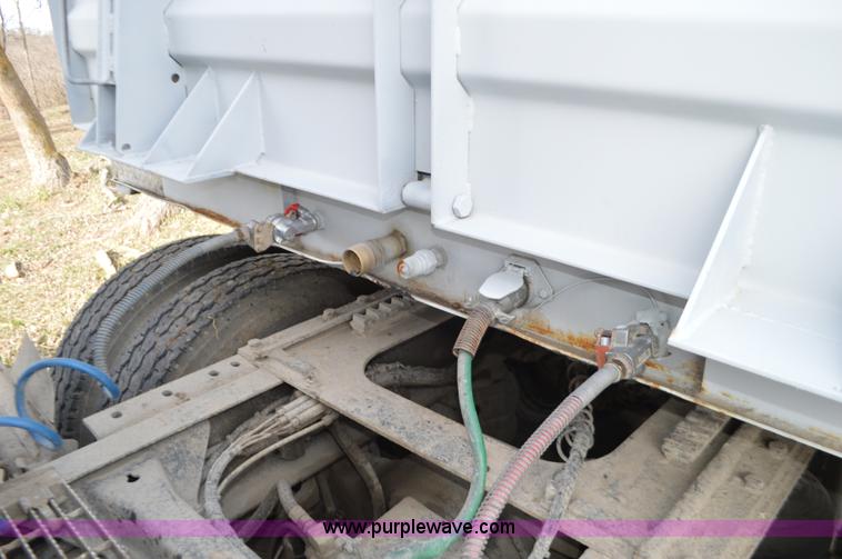 image for item L4591 1987 Landoll equipment trailer