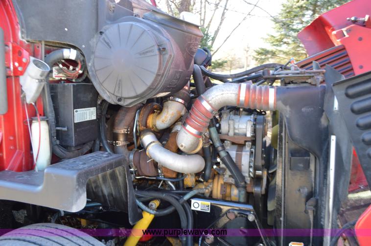 image for item L4594 2006 Peterbilt 387 semi truck