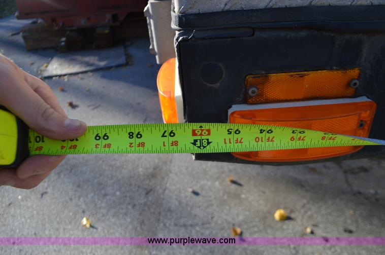 image for item L4595 2000 Transcraft flatbed trailer
