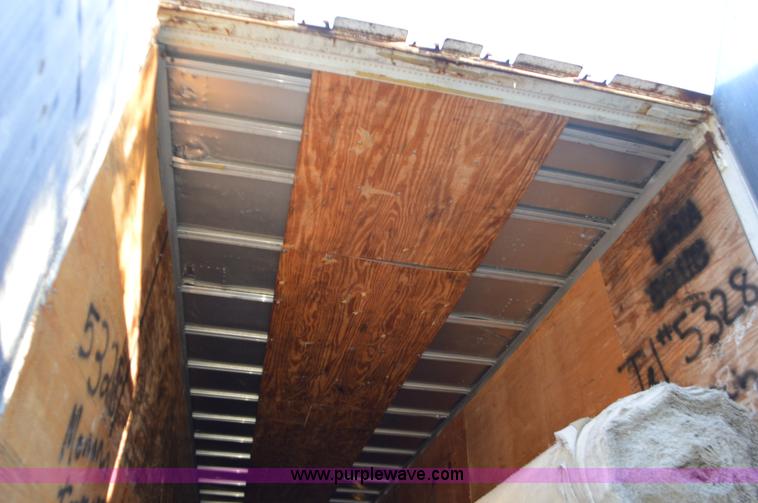 image for item L4596 1996 Trailmobile dry van trailer