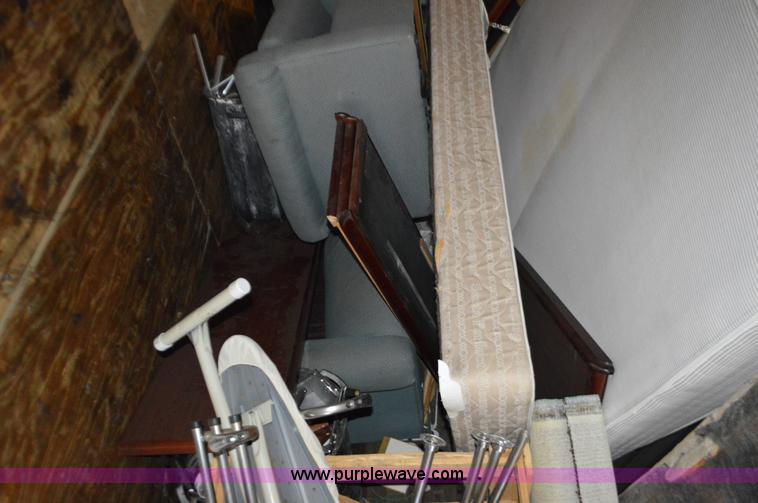 image for item L4596 1996 Trailmobile dry van trailer