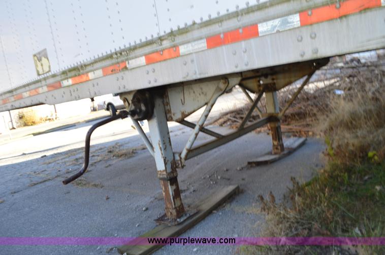 image for item L4596 1996 Trailmobile dry van trailer