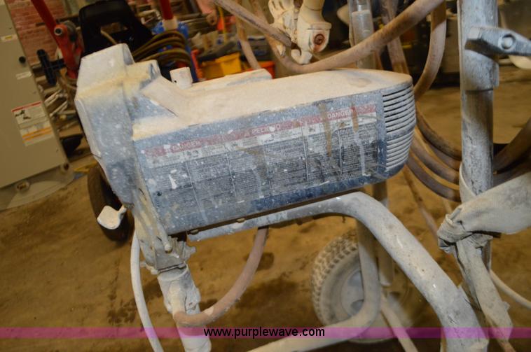 image for item L4605 Graco 190ES paint sprayer
