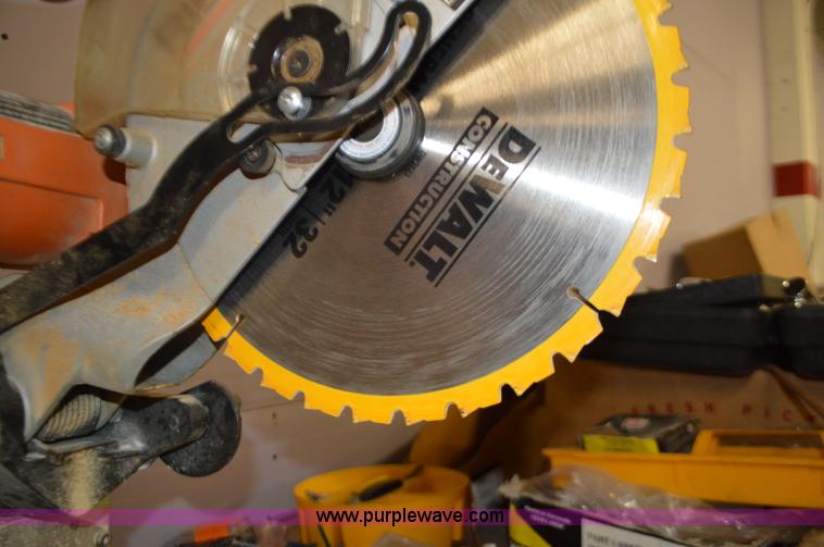 image for item L4609 Ridgid 12" miter saw