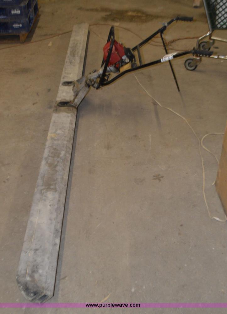 image for item L4610 Concrete screed