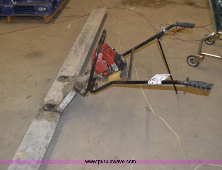 image for item L4610 Concrete screed