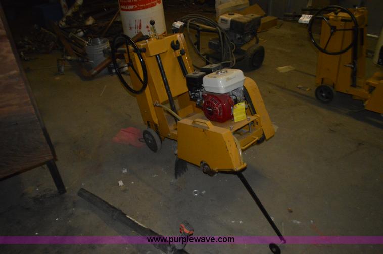 image for item L4614 Concrete saw