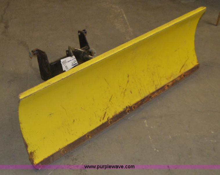 image for item L4625 John Deere snow plow