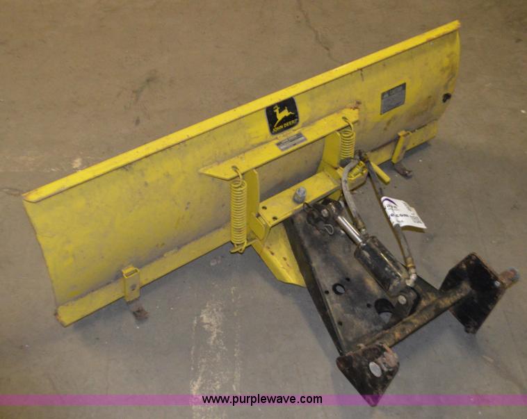 image for item L4625 John Deere snow plow