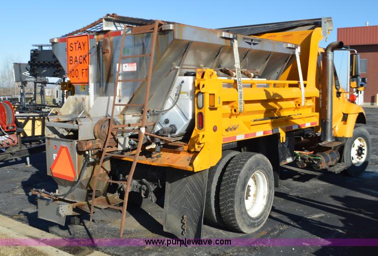 image for item L4650 2007 International 7400 dump truck
