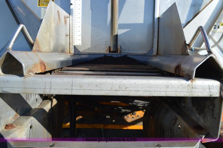 image for item L4650 2007 International 7400 dump truck