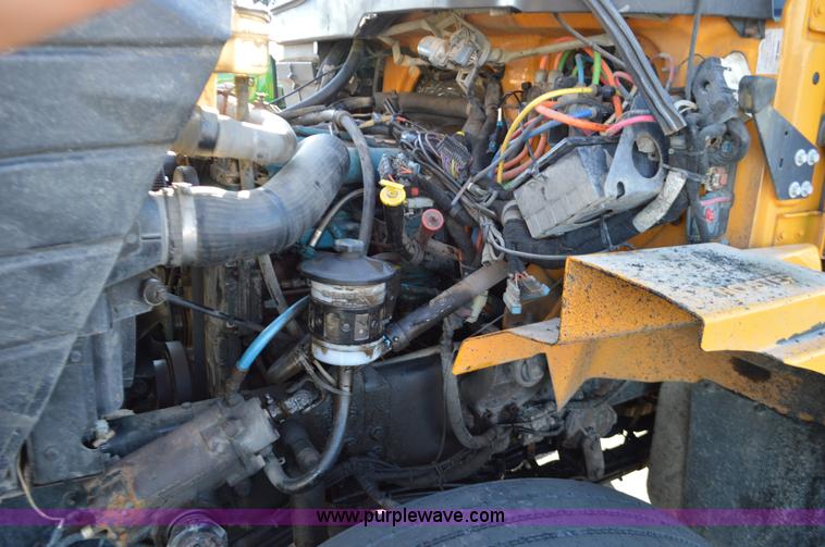 image for item L4650 2007 International 7400 dump truck