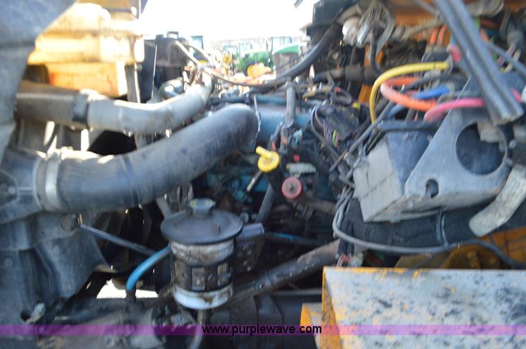 image for item L4650 2007 International 7400 dump truck