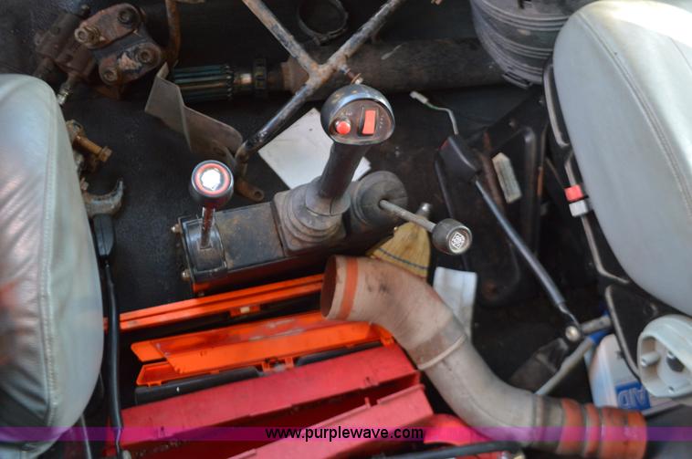 image for item L4650 2007 International 7400 dump truck