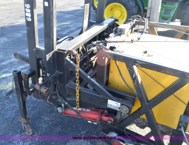 image for item L4652 Crash attenuator