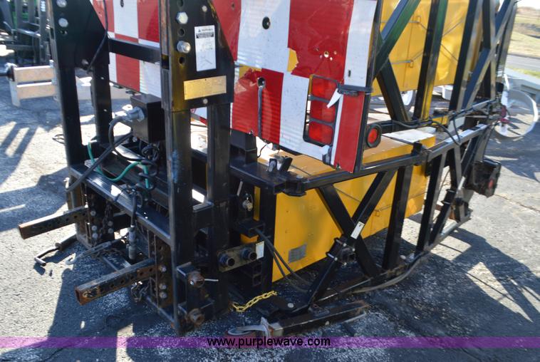 image for item L4653 Crash attenuator