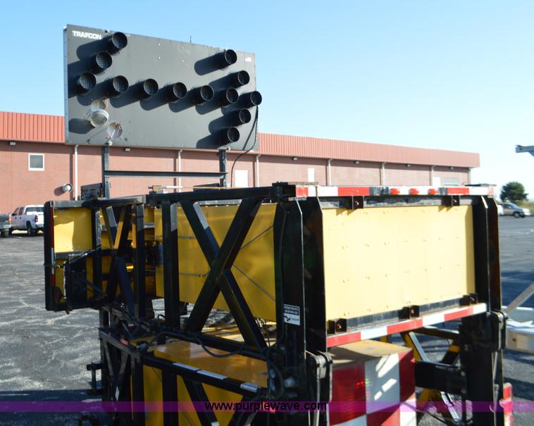 image for item L4653 Crash attenuator