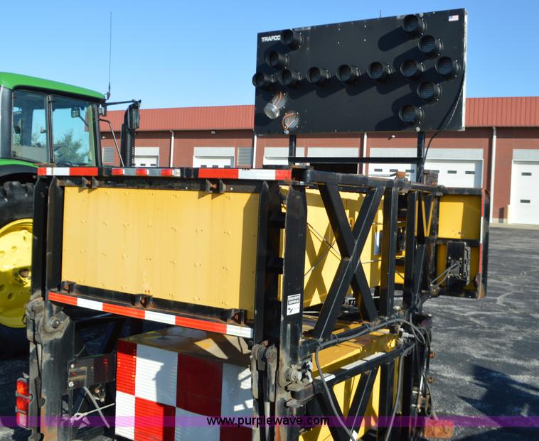 image for item L4653 Crash attenuator