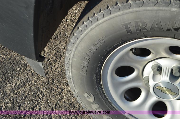 image for item L4655 2008 Chevrolet Silverado 1500 pickup truck