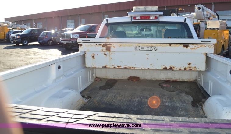 image for item L4655 2008 Chevrolet Silverado 1500 pickup truck