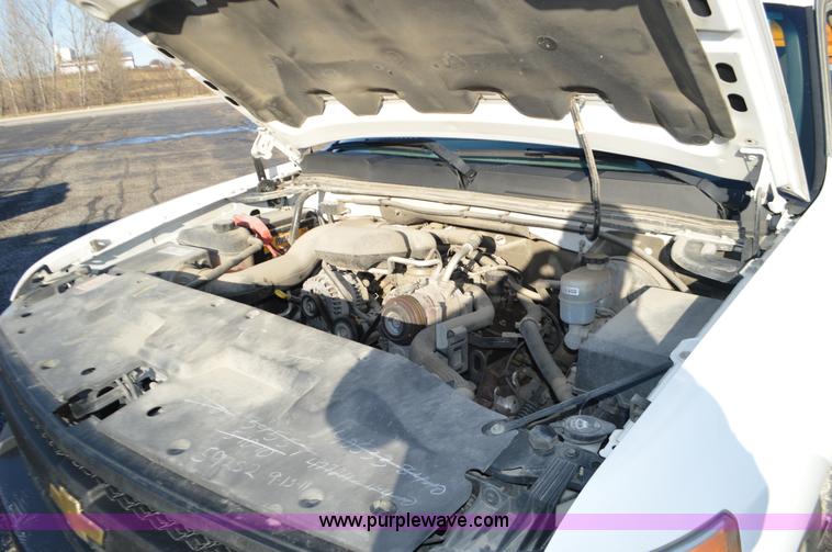 image for item L4655 2008 Chevrolet Silverado 1500 pickup truck