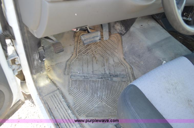 image for item L4655 2008 Chevrolet Silverado 1500 pickup truck