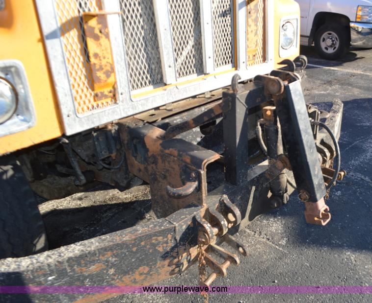 image for item L4656 2002 International F2554 dump truck