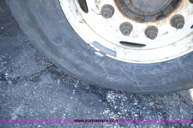 image for item L4656 2002 International F2554 dump truck