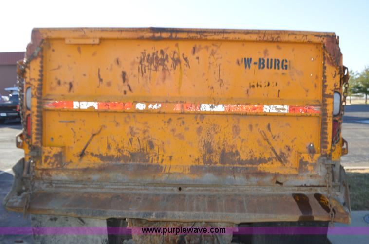 image for item L4656 2002 International F2554 dump truck