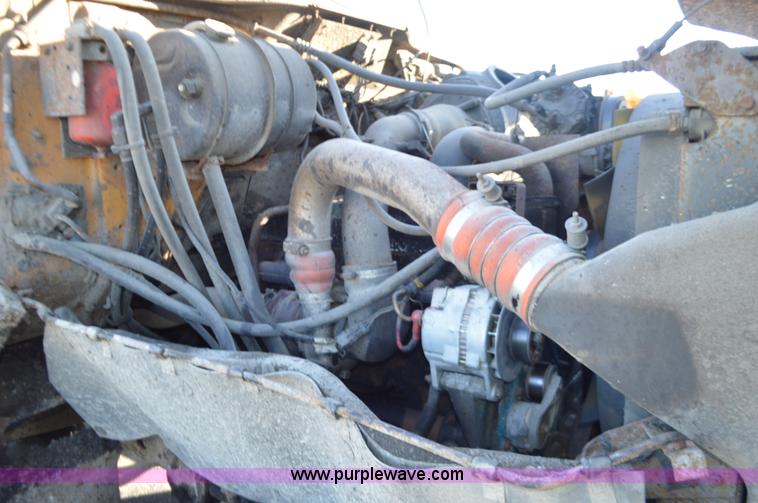 image for item L4656 2002 International F2554 dump truck