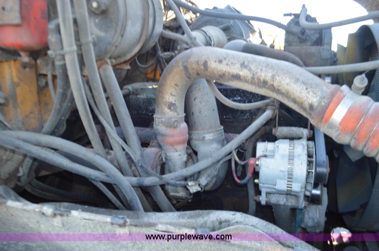 image for item L4656 2002 International F2554 dump truck