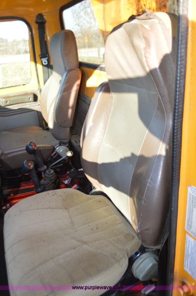 image for item L4656 2002 International F2554 dump truck