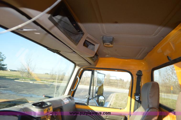 image for item L4656 2002 International F2554 dump truck